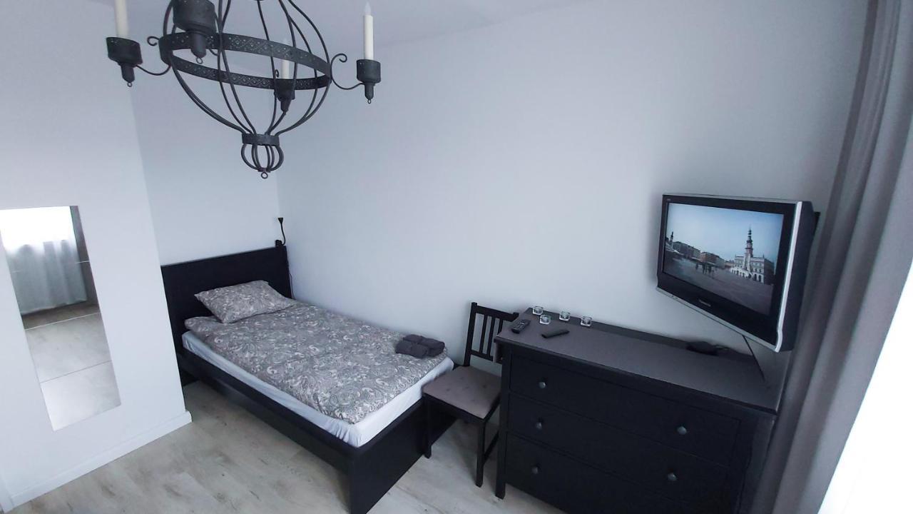 Apartament Trzy Pokoje Zamość エクステリア 写真